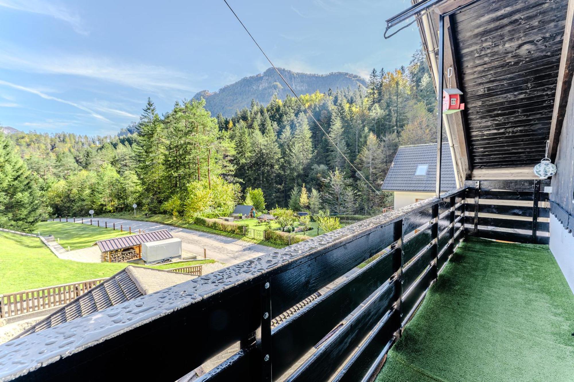 Idyllic Triglav Forest Retreat - Alps, Trails, Lakes, Falls มอยสตรานา ภายนอก รูปภาพ